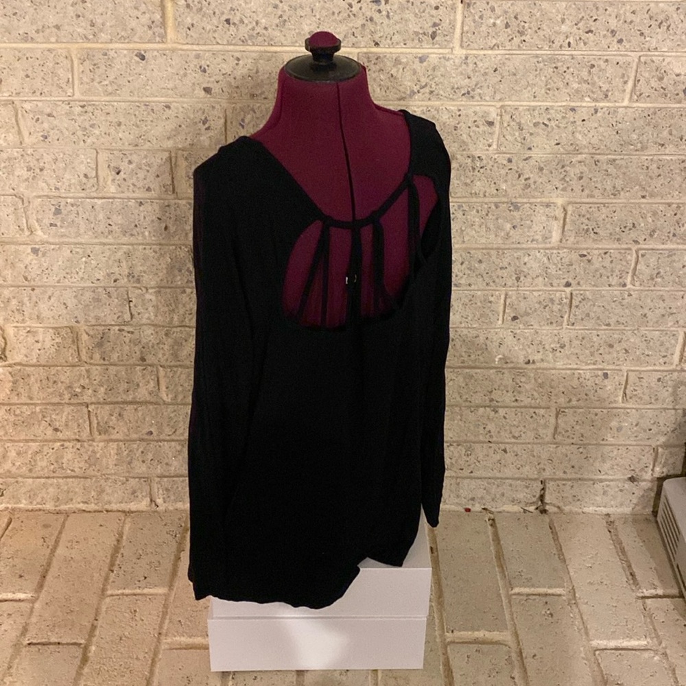 Athletic top